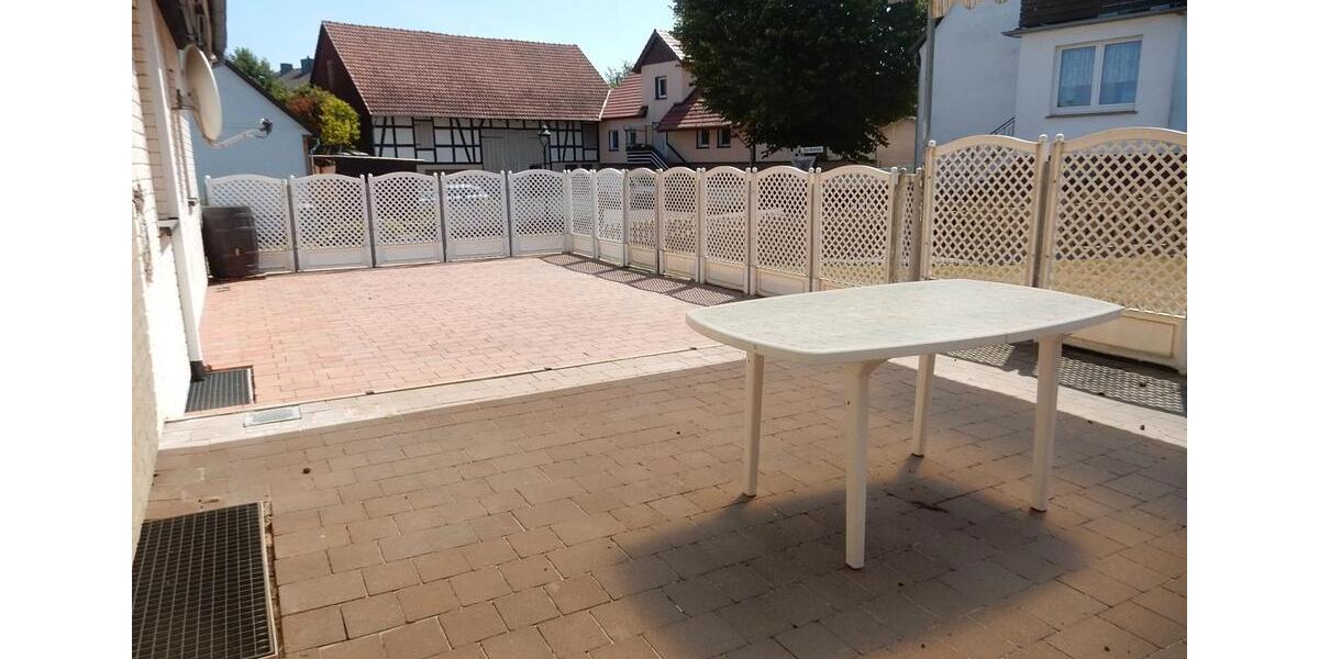 Einfamilienhaus Homberg (Efze) - 4 Zimmer, 151 m&sup2;, 189.000&euro; | Angebot:27118212