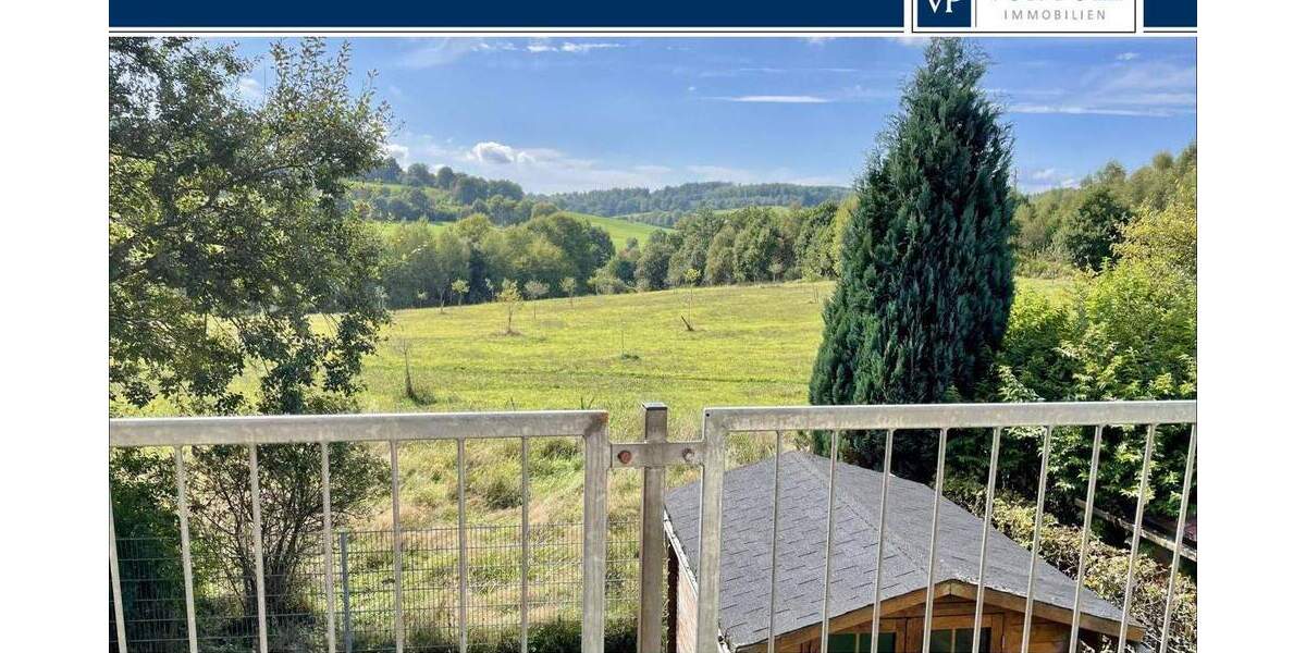 Großzügige Erdgeschosswohnung im Dreifamilienhaus 4 zimmer