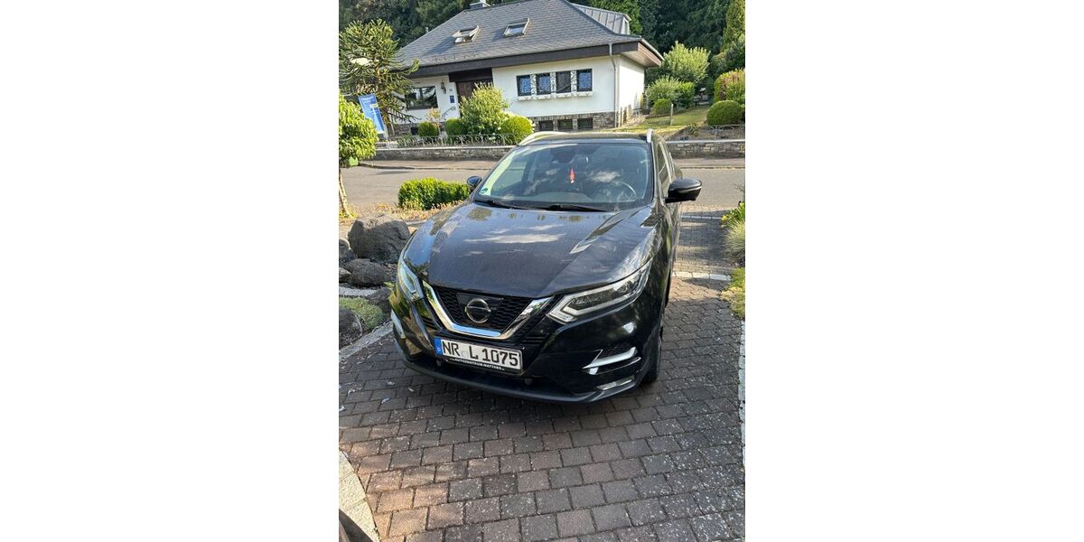 Nissan Qashqai 116.000 km 7.999 &euro; Ransbach Baumbach 56235