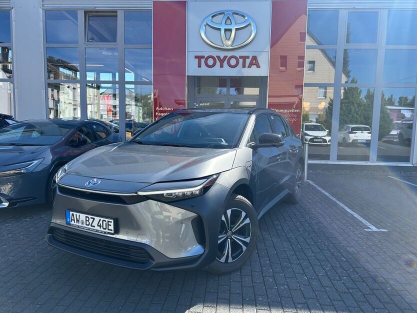 Toyota bZ4X 5.000 km 38.800 € Bad Neuenahr 53474