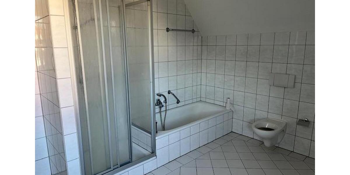 Dachgeschoßwohnung Leipzig Ost - 2 Zimmer, 76 m&sup2;, 685&euro; | Angebot:25432945