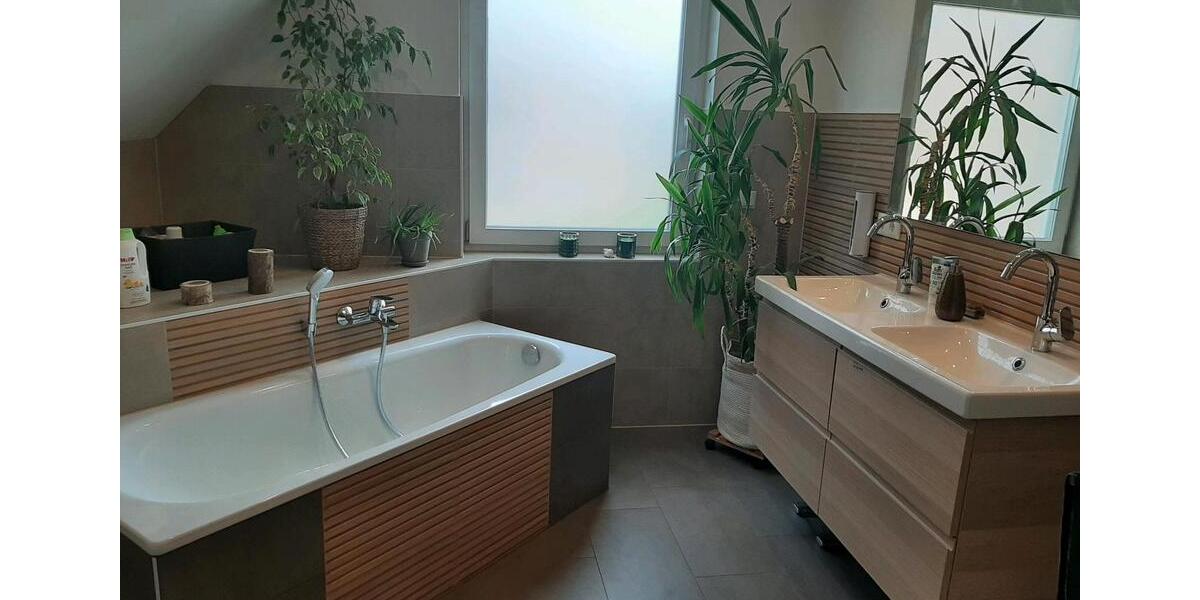 Einfamilienhaus Bordesholm - 6 Zimmer, 155 m&sup2;, 1.650&euro; | Angebot:25404901