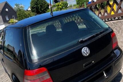VW Golf 270.000 km 3.500 &euro; Kreuztal 57223