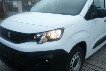 Peugeot Partner 171.000 km 10.860 € Mannheim 68199