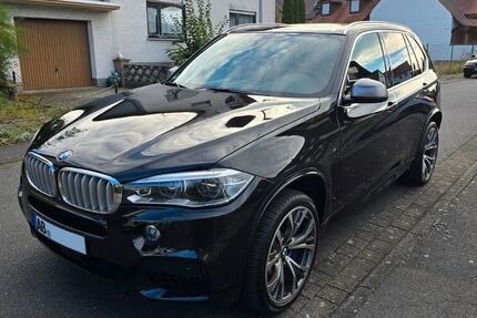 BMW X5 M50