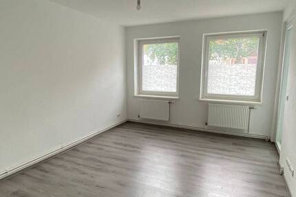 Frisch renovierte 3-Zimmer Wohnung mit Wintergarten 3 zimmer