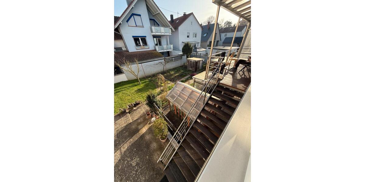 Etagenwohnung Hatzenbühl - 4 Zimmer, 125 m&sup2;, 1.100&euro; | Angebot:25415292