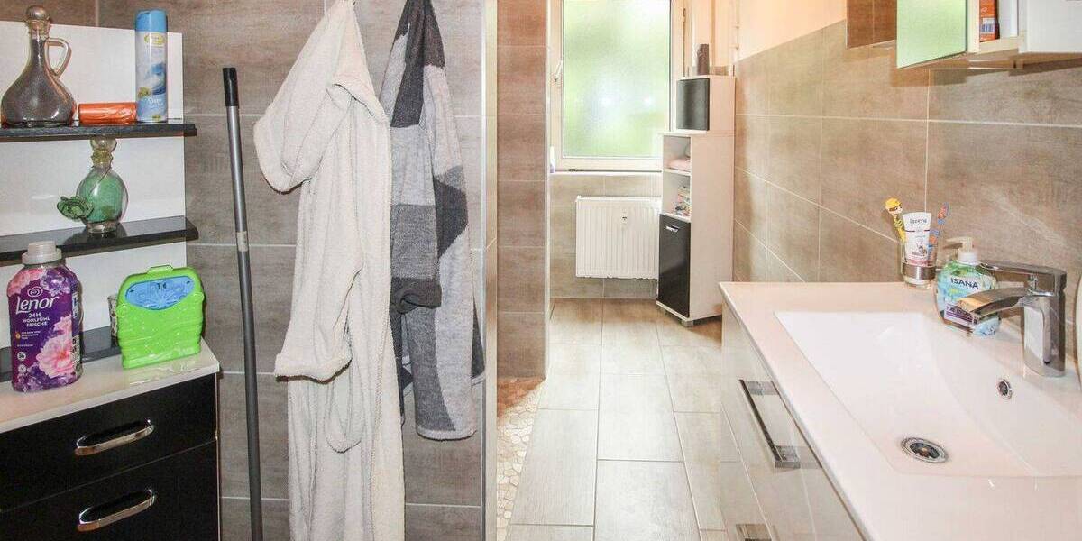 Mehrfamilienhaus, Wohnhaus Sinzig Westum - 1 Zimmer, 650.000&euro; | Angebot:26451483