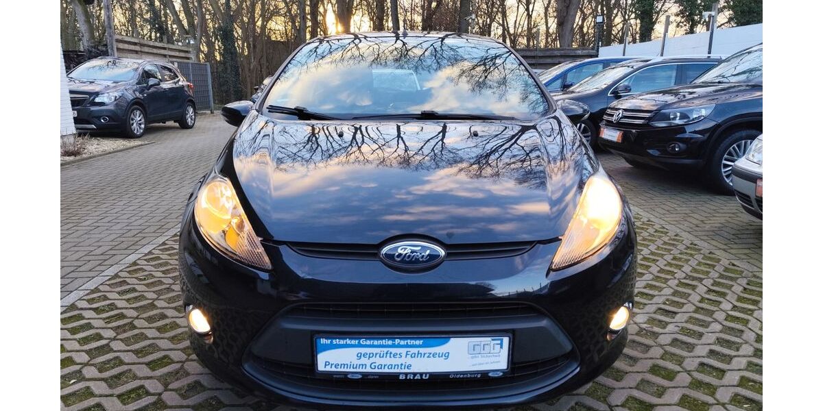Ford Fiesta 121.000 km 4.999 &euro; Hatten 26209