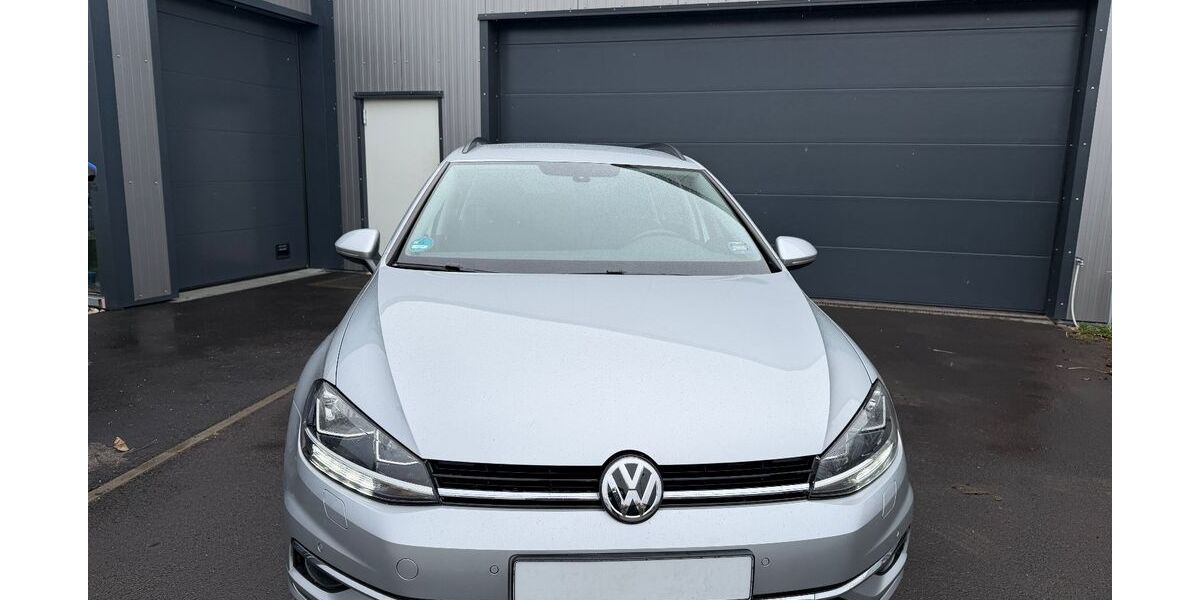 VW Golf 191.912 km 10.390 &euro; Coswig 01640