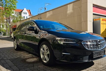 Opel Insignia 154.392 km 10.900 &euro; Berlin 12099