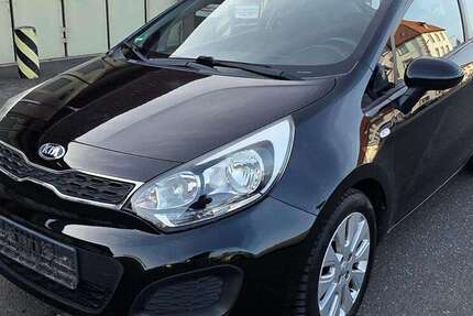 Kia Rio 112.500 km 3.900 &euro; Bad Hersfeld 36251