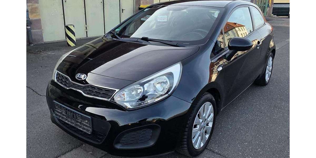 Kia Rio 112.500 km 3.900 &euro; Bad Hersfeld 36251