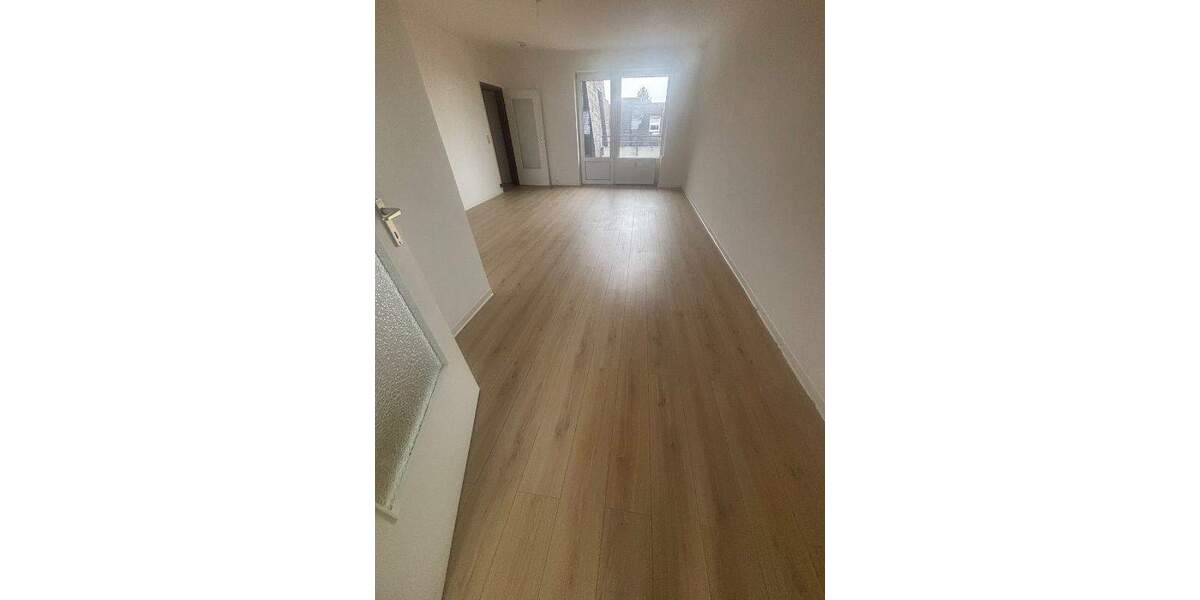 Etagenwohnung Neumünster Innenstadt - 2 Zimmer, 64 m&sup2;, 510&euro; | Angebot:24776408