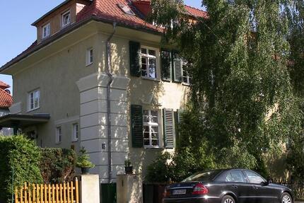 Doppelhaushälfte in Weimar-Parkvorstadt mit kleinem Garten v. pri 11 zimmer