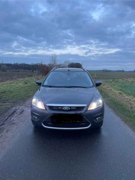 Ford Focus 235.059 km 2.200 € Ottersberg 28870
