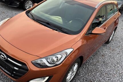 Hyundai i30 90.209 km 9.990 € Paderborn 33104