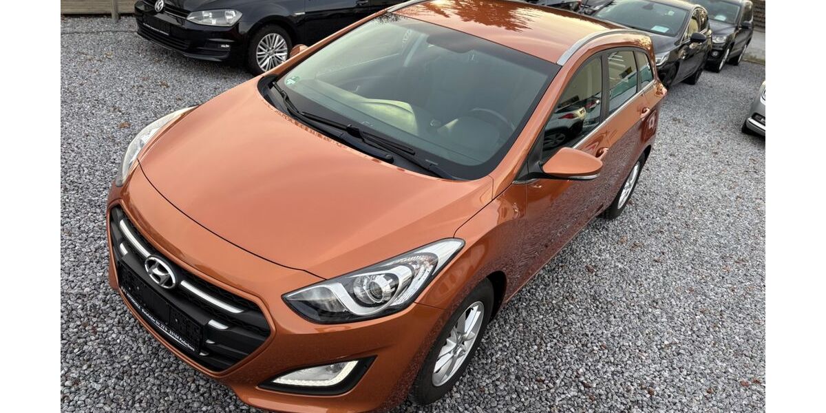 Hyundai i30 90.209 km 9.990 € Paderborn 33104