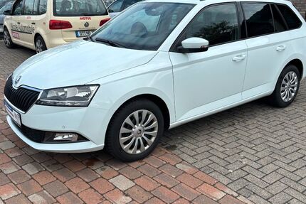 Skoda Fabia 133.700 km 9.850 &euro; Versmold 33775