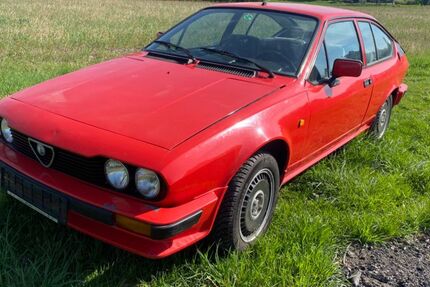 Alfa Romeo GTV 70.340 km 9.900 &euro; Puch 85309