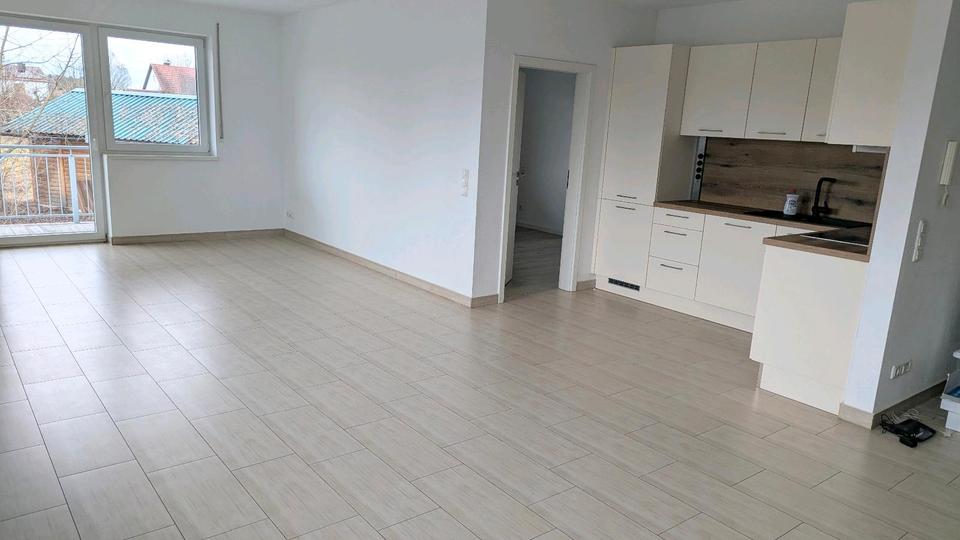 Etagenwohnung Rottenburg an der Laaber - 4 Zimmer, 99 m&sup2;, 1.120&euro; | Angebot:25830939