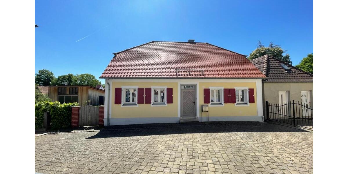 Einfamilienhaus Wallerstein - 4 Zimmer, 90 m&sup2;, 1.250&euro; | Angebot:25329413