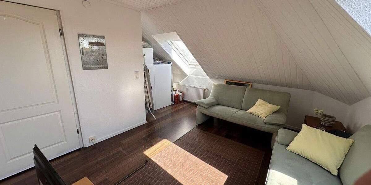 Möblierte Wohnung, gemütliches Altbau-Dachgeschoss Studio 1 zimmer