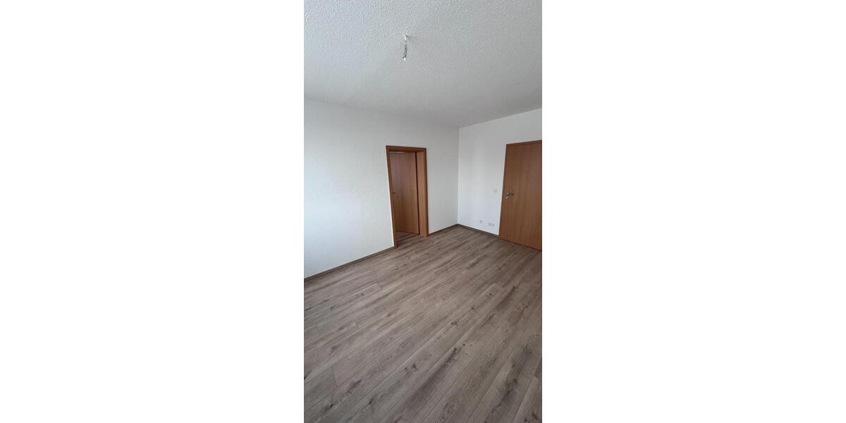 3,5 Zimmer Wohnung, Küche, Bad, Stellplatz 3.5 zimmer