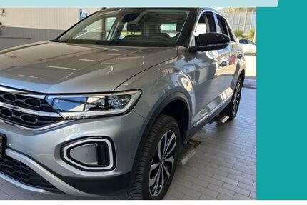 VW T-Roc 4.366 km 27.390 &euro; Herrenberg 71083