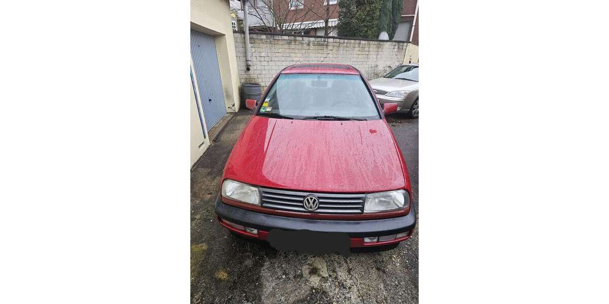 VW Jetta 185.000 km 2.800 &euro; Essen 45143