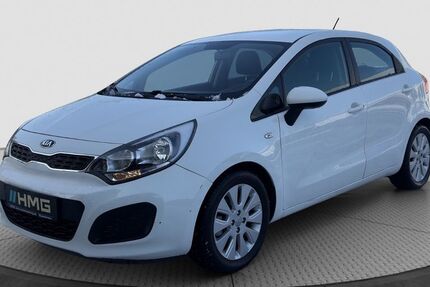 Kia Rio 86.000 km 6.900 &euro; Büdingen-Düdelsheim 63654