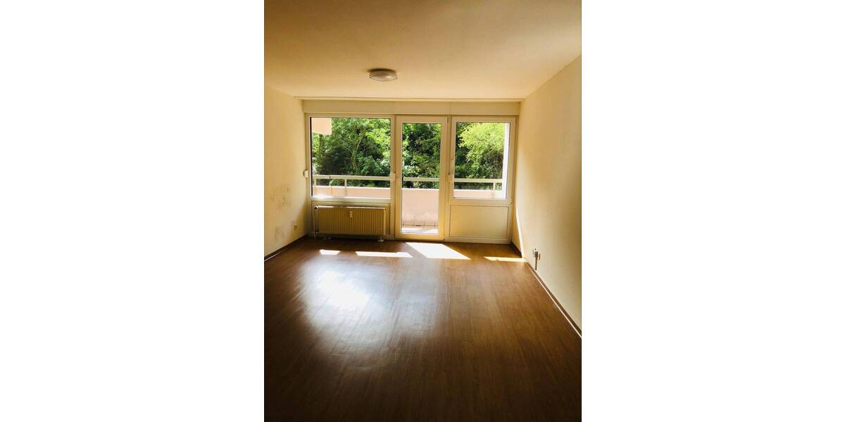 Hier haben Sie alles- Komfort, Ruhe, Schwimmbad & Sauna, Blick ins Grüne und doch zentral! 2 zimmer