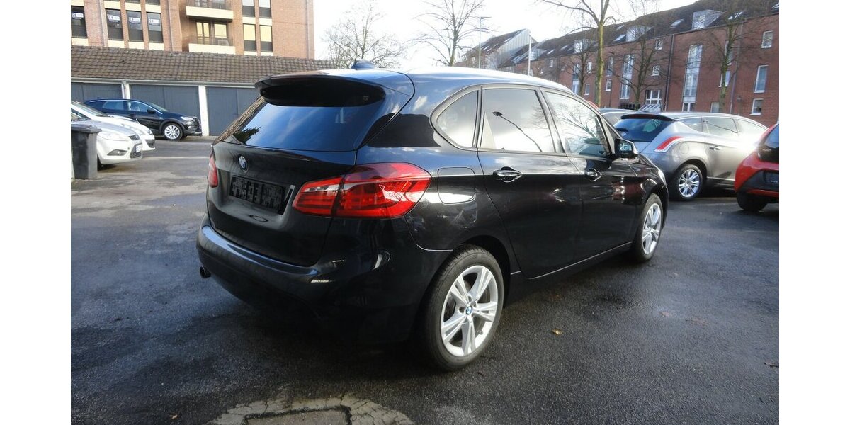 BMW 218 Active Tourer Autom+Navi Service+Kette neu 112.000 km 10.999 &euro; Neuss 41462