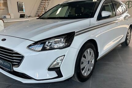 Ford Focus 80.000 km 13.950 &euro; Paderborn 33106