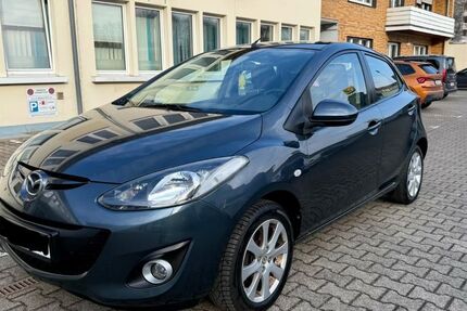 Mazda 2 62.000 km 5.699 &euro; Gelsenkirchen 45879