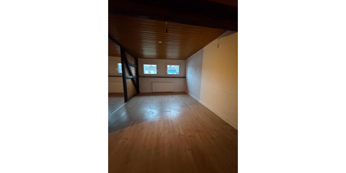 Dachgeschoßwohnung Düren Rölsdorf - 1 Zimmer, 40 m&sup2;, 440&euro; | Angebot:24864874