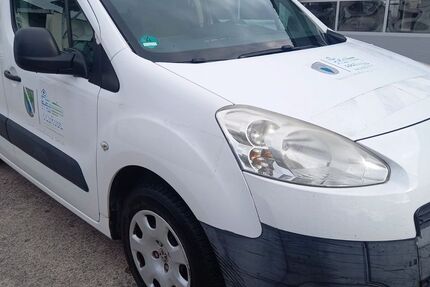 Peugeot Partner 103.000 km 2.990 &euro; Ettlingen 76275