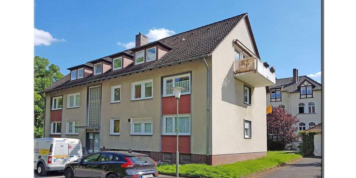 Freie 3-ZKB mit Balkon und Garage, direkt am Tannenwäldchen 3 zimmer