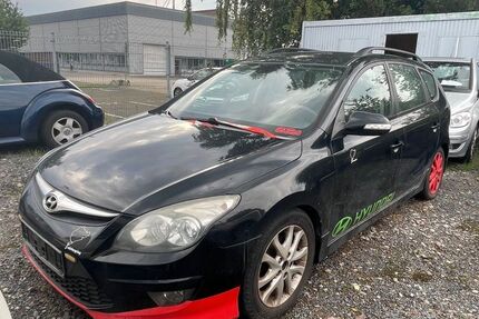 Hyundai i30 206.000 km 850 € Mönchengladbach 41066