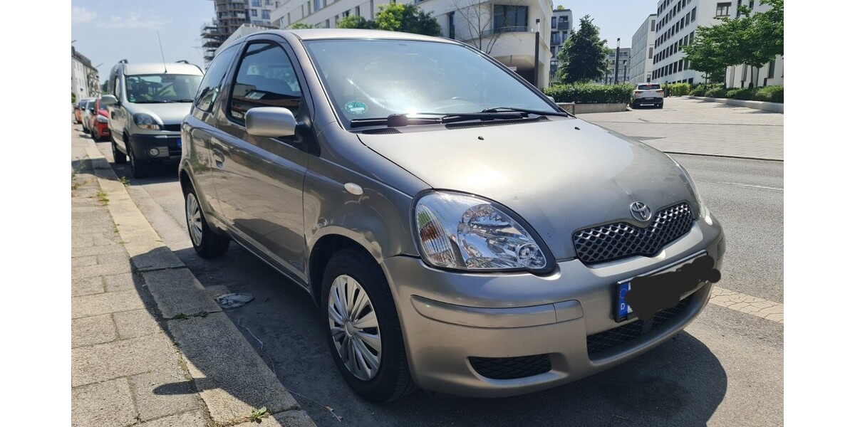 Toyota Yaris 297.999 km 1.550 &euro; München 80313