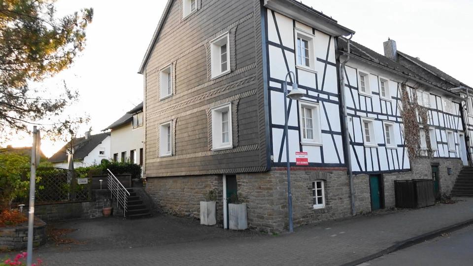Doppelhaushälfte Nümbrecht - 7 Zimmer, 122 m&sup2;, 249.000&euro; | Angebot:23748778