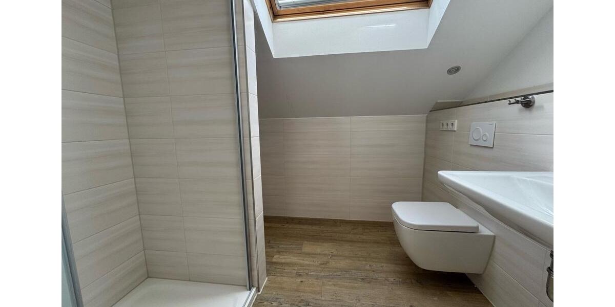 Einfamilienhaus Braunfels - 7 Zimmer, 220 m&sup2;, 398.000&euro; | Angebot:26857793