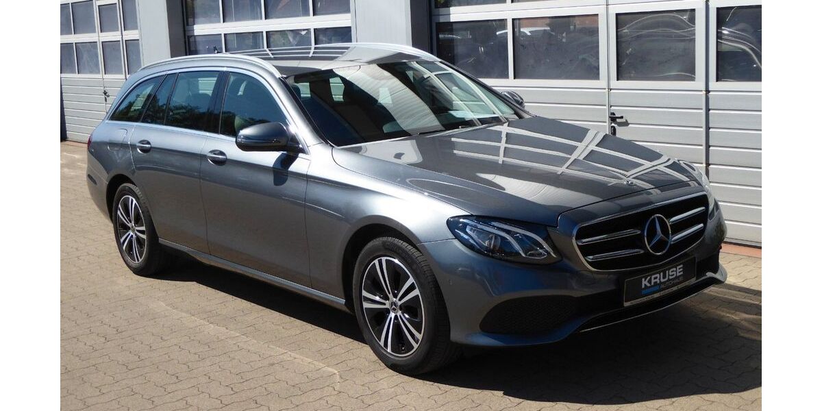 Mercedes-Benz E 220 90.800 km 28.650 &euro; Diepenau 31603