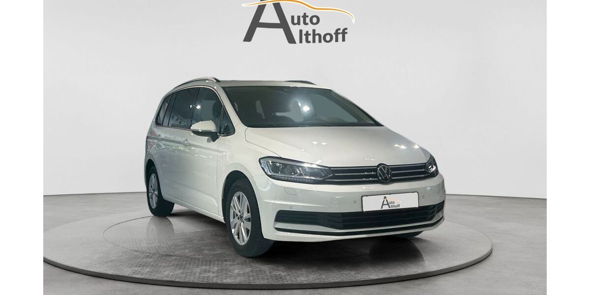VW Touran 64.200 km 25.999 &euro; Stuttgart 70195