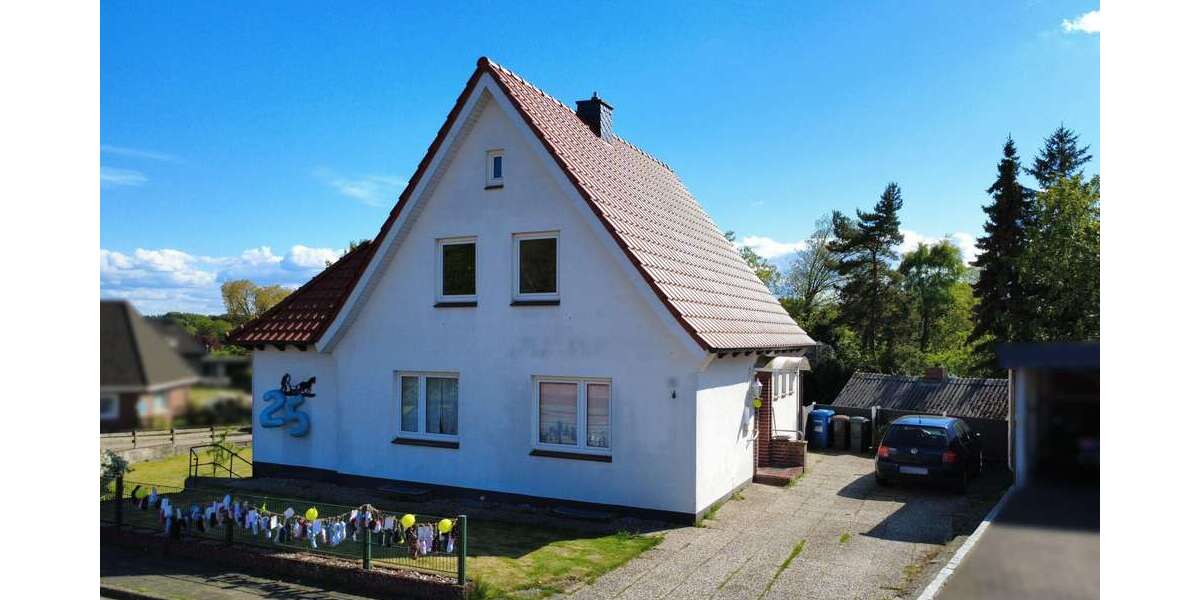 Einfamilienhaus Cadenberge - 6 Zimmer, 99 m&sup2;, 169.000&euro; | Angebot:26586141