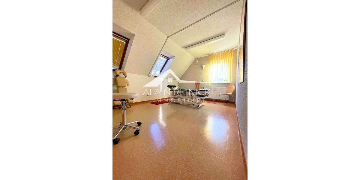 Zwei Familien auf 2 Etagen (OG+DG) 9 zimmer