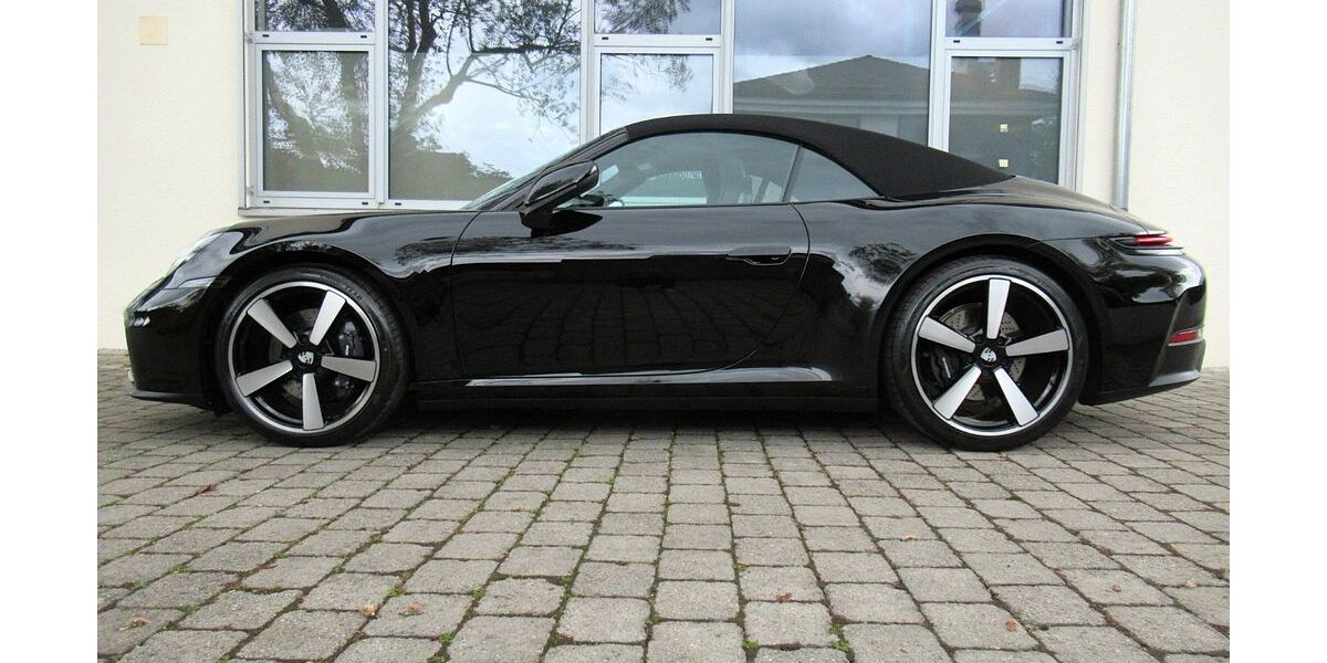 Porsche 992 6.000 km 148.950 &euro; Gauting bei Starnberg 82131