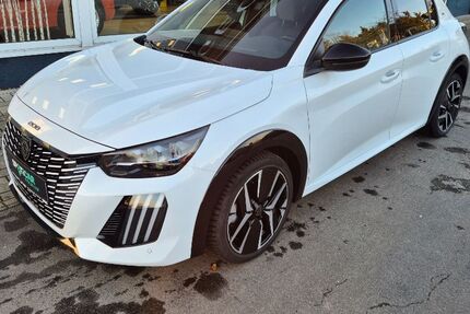 Peugeot 208 26.510 km 20.090 &euro; Sudwalde 27257