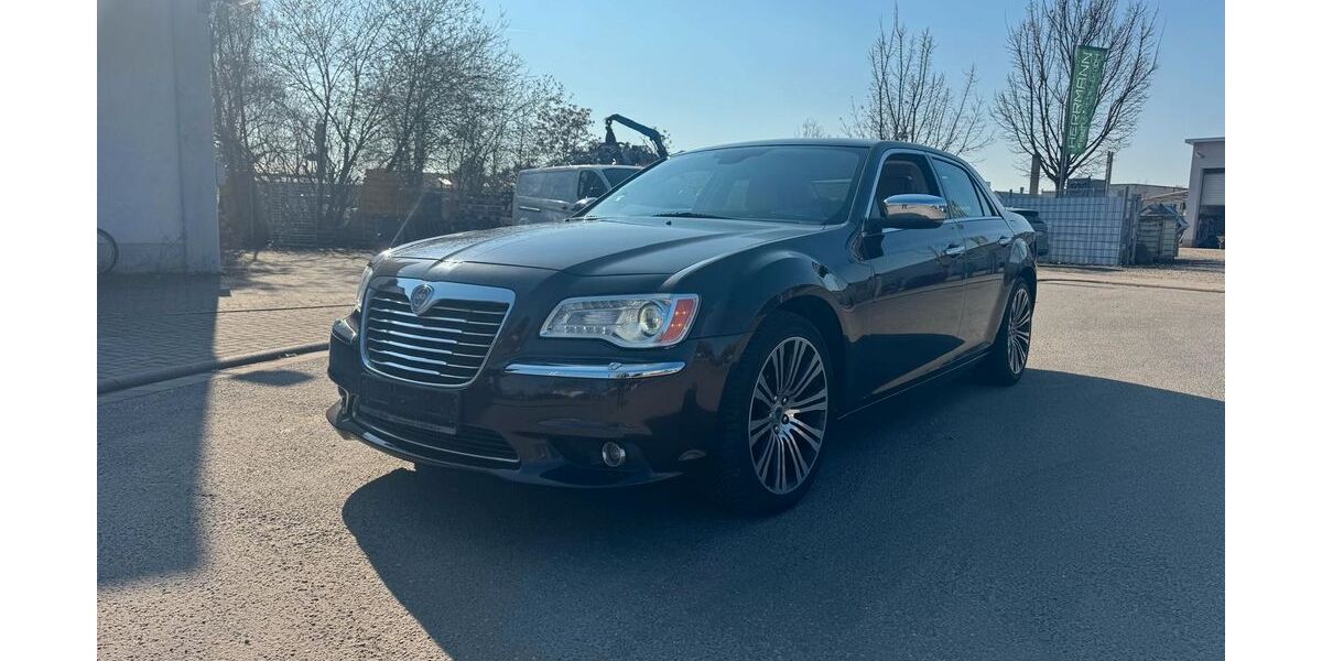Lancia Thema 99.990 km 9.900 &euro; Worms 67547