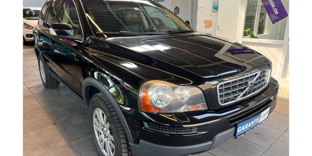 Volvo XC90 200.000 km 5.999 &euro; Lemgo 32657